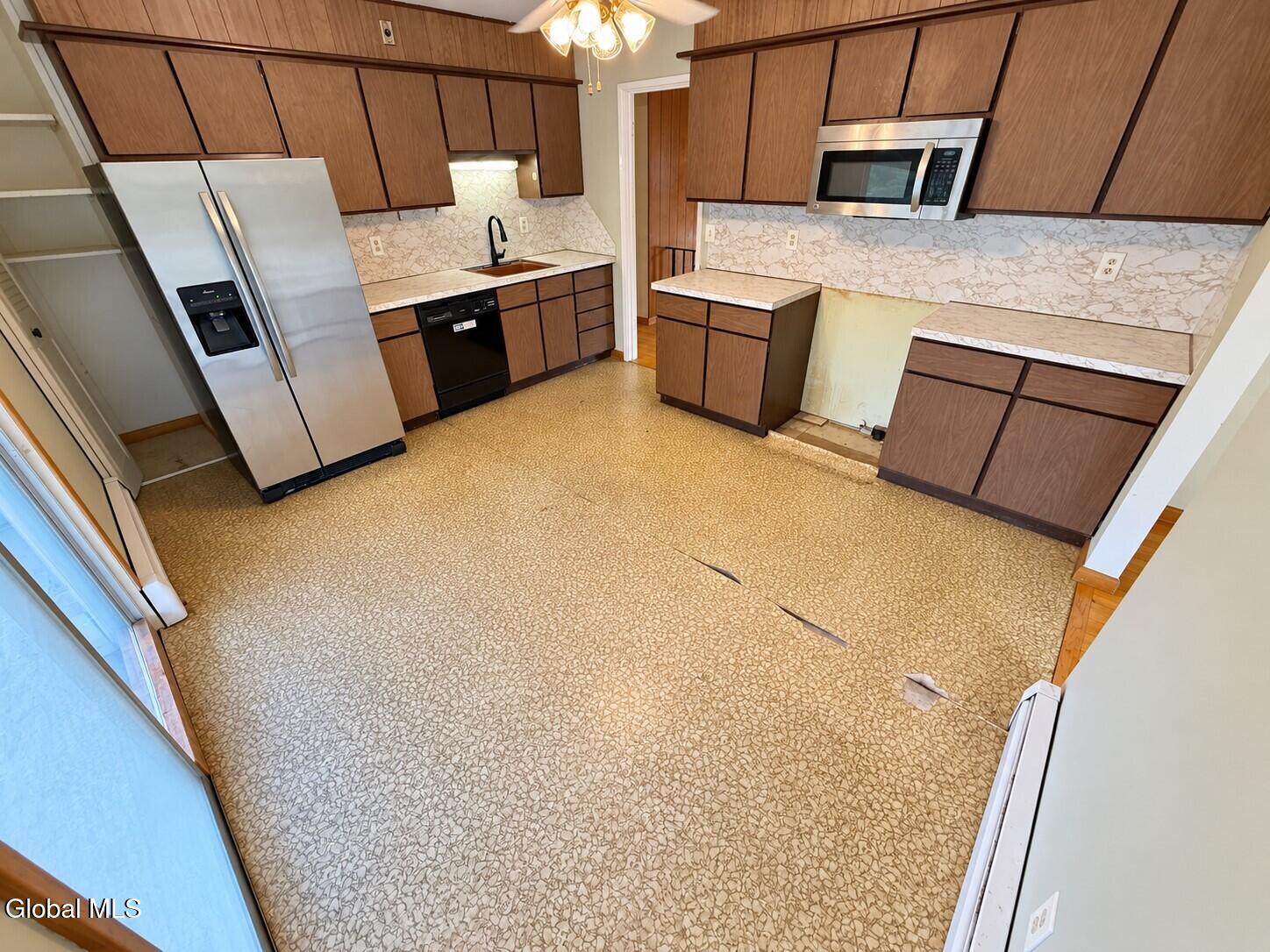 39 Zelenke Drive Wynantskill NY 12198
