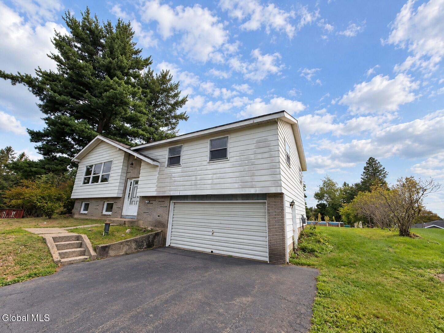 39 Zelenke Drive Wynantskill NY 12198