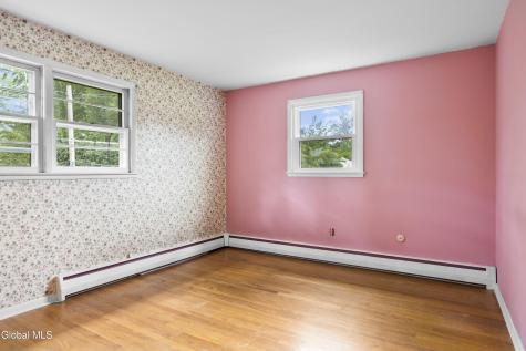 34 Greenock Road Delmar NY 12054