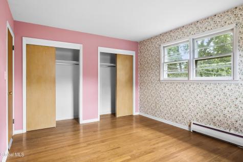 34 Greenock Road Delmar NY 12054