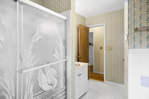 34 Greenock Road Delmar NY 12054