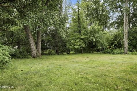 34 Greenock Road Delmar NY 12054