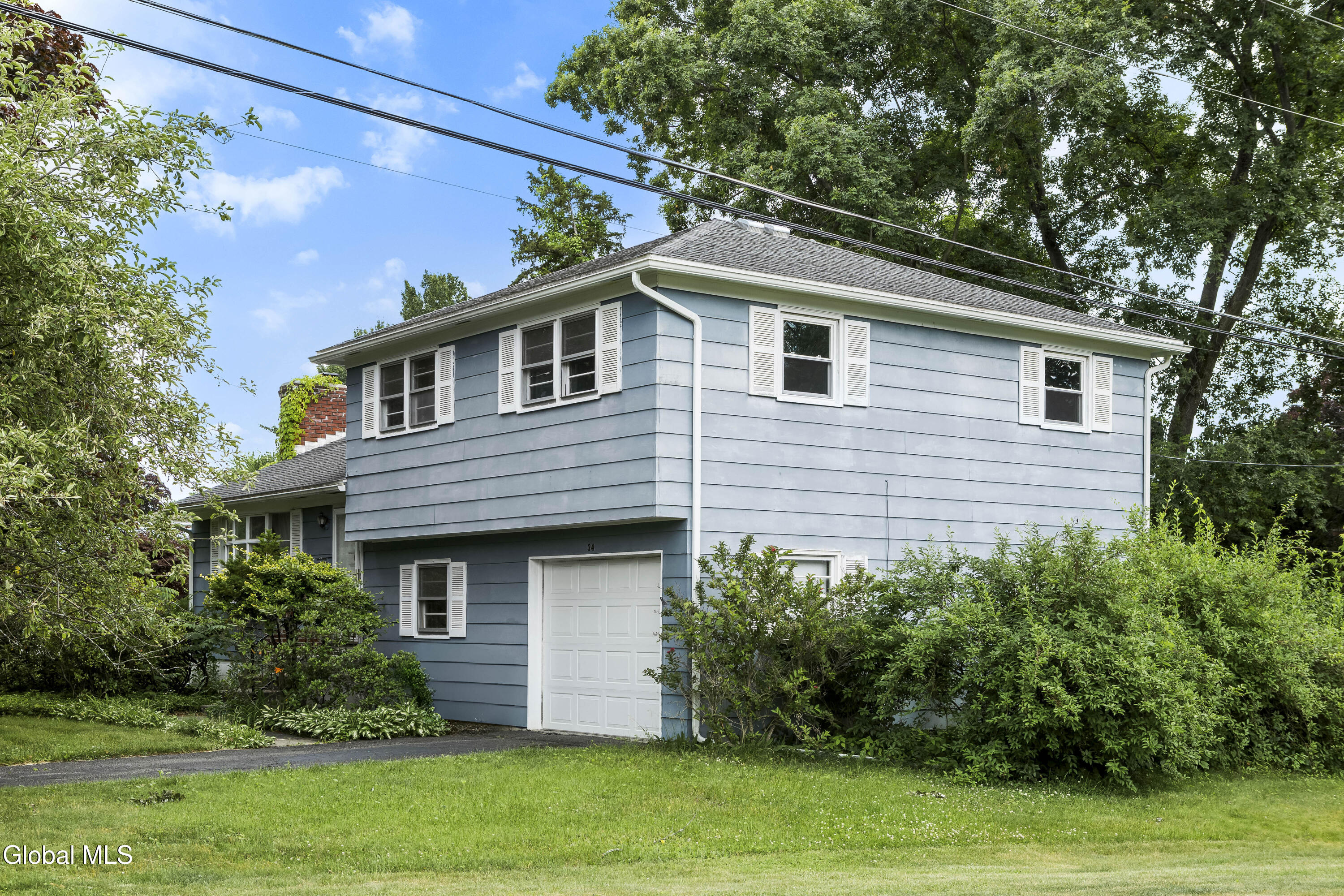 34 Greenock Road Delmar NY 12054
