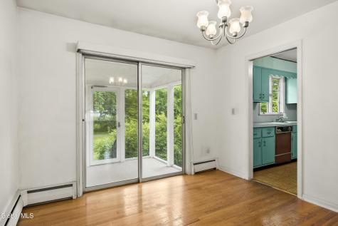 34 Greenock Road Delmar NY 12054
