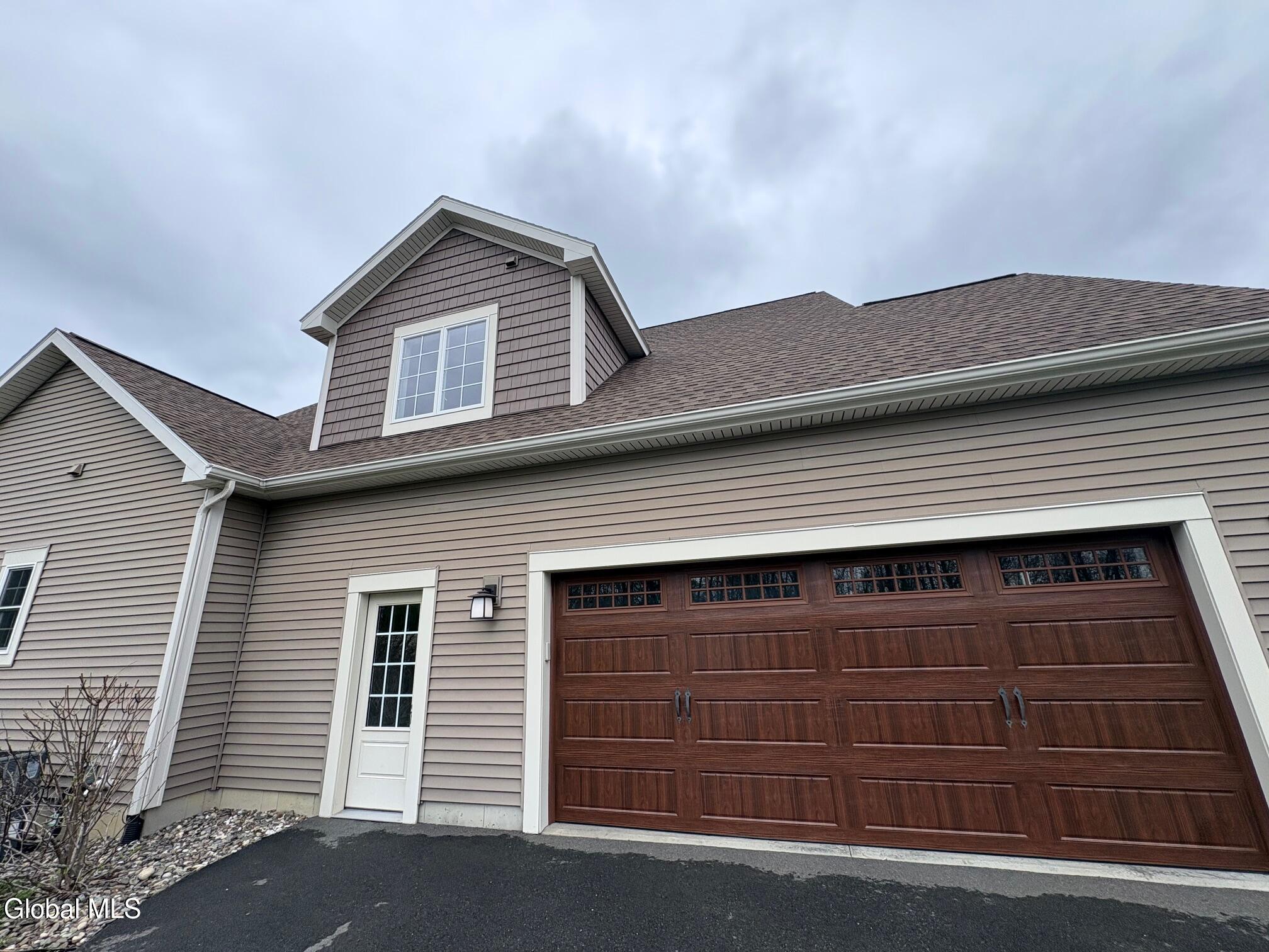 29 Denhelder Drive Ballston Lake NY 12019