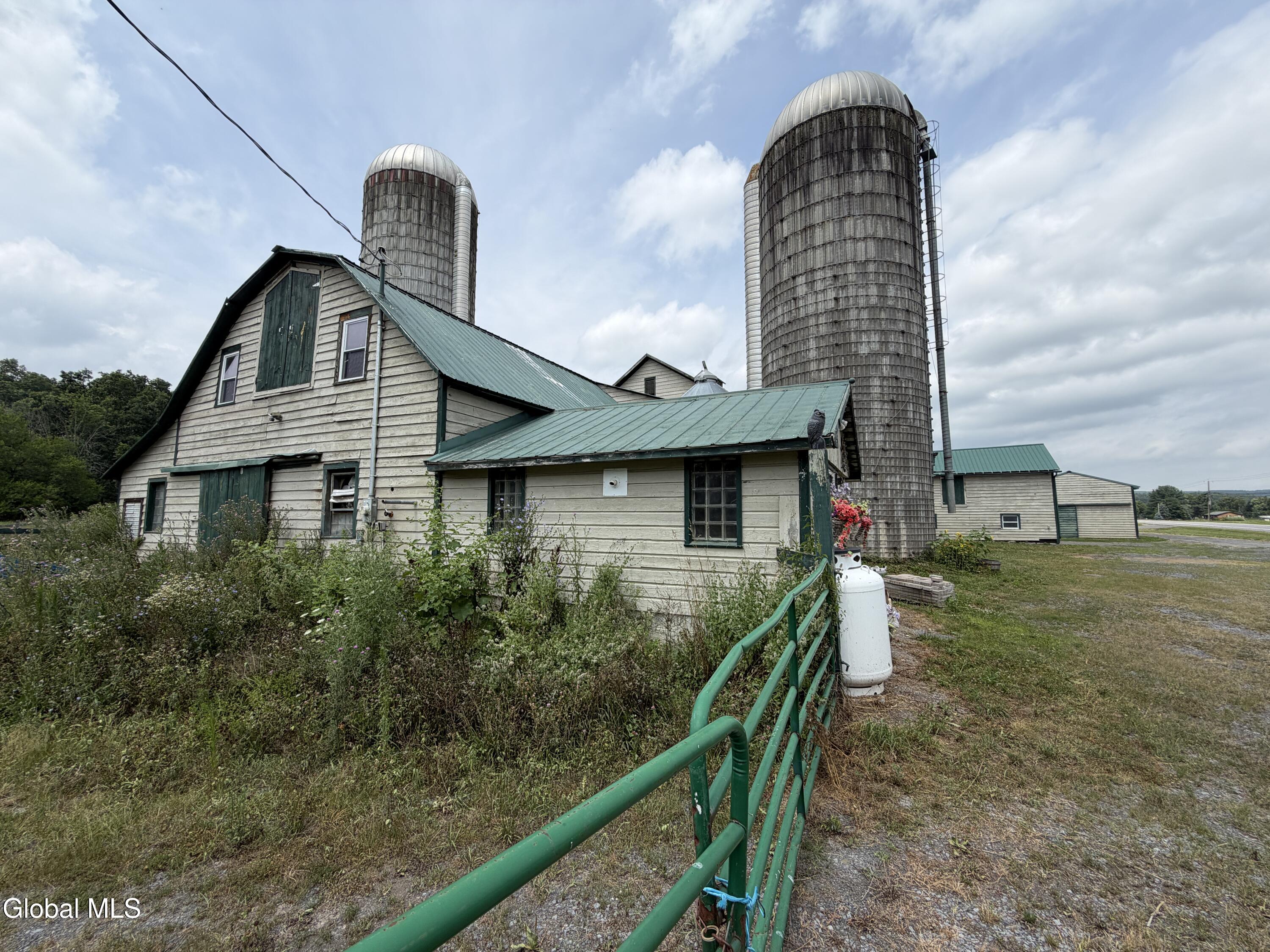 114 Tater Barn Road Cental Bridge NY 12035