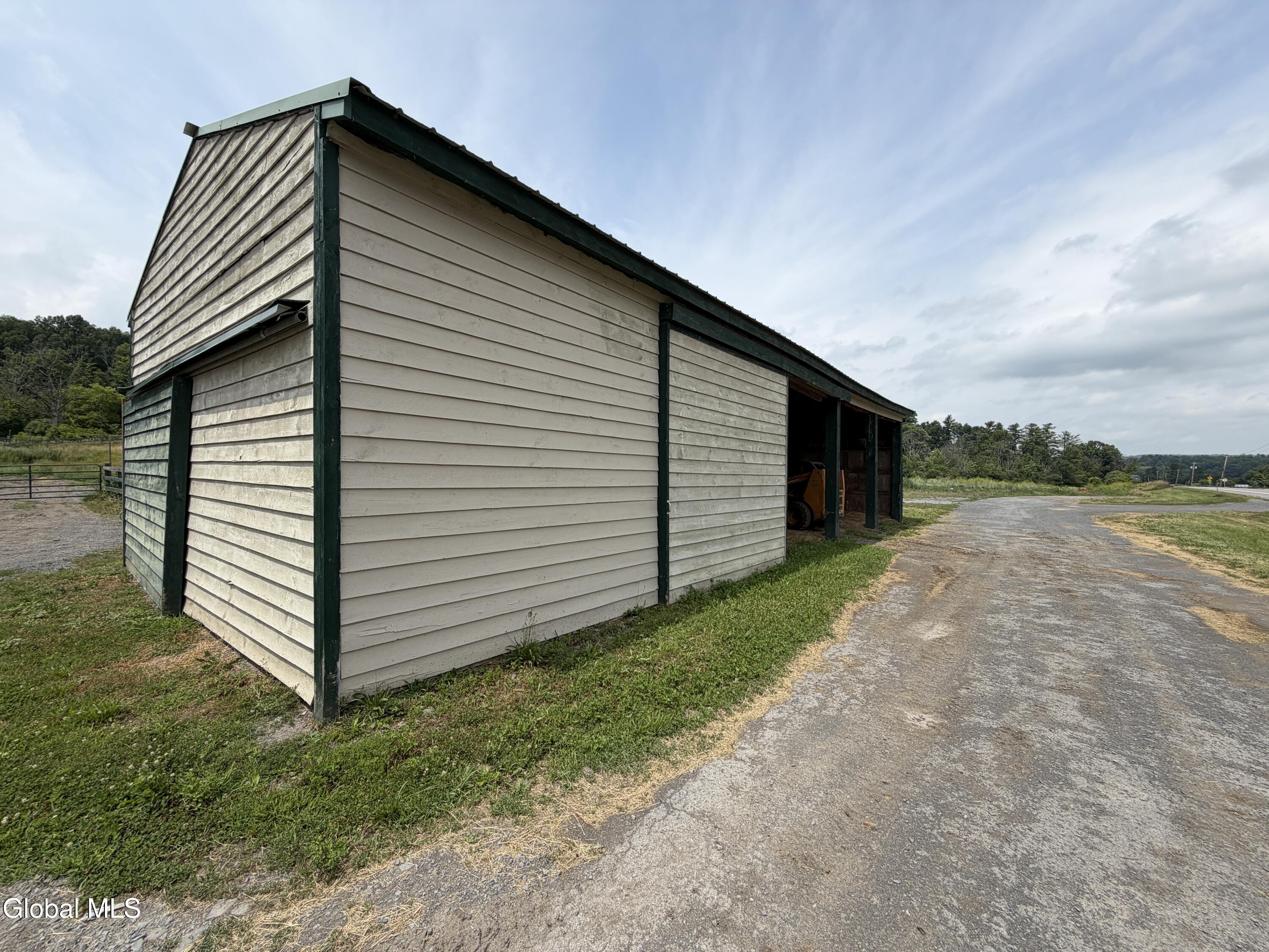 114 Tater Barn Road Cental Bridge NY 12035