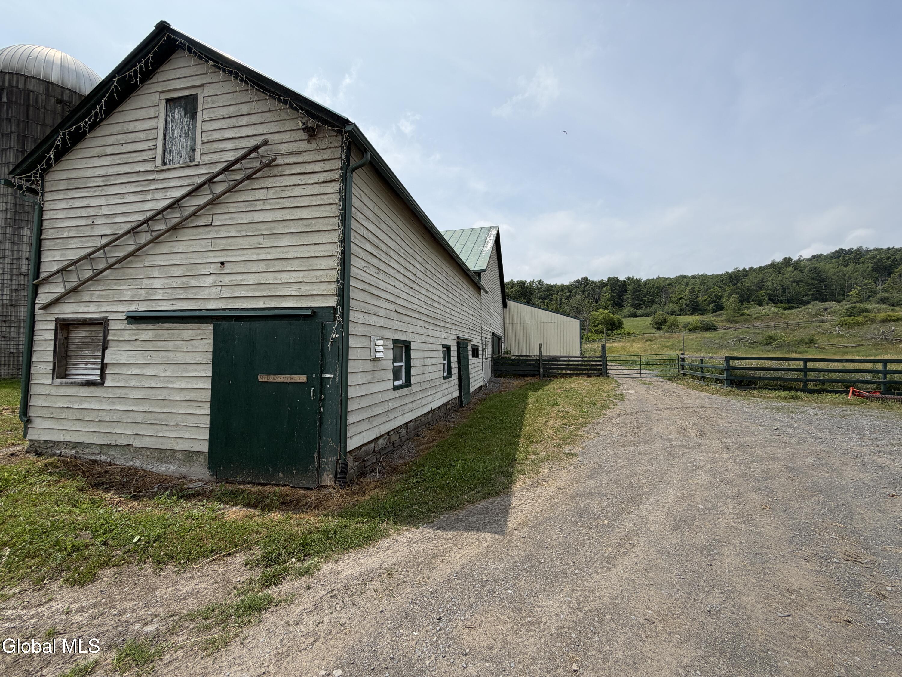 114 Tater Barn Road Cental Bridge NY 12035