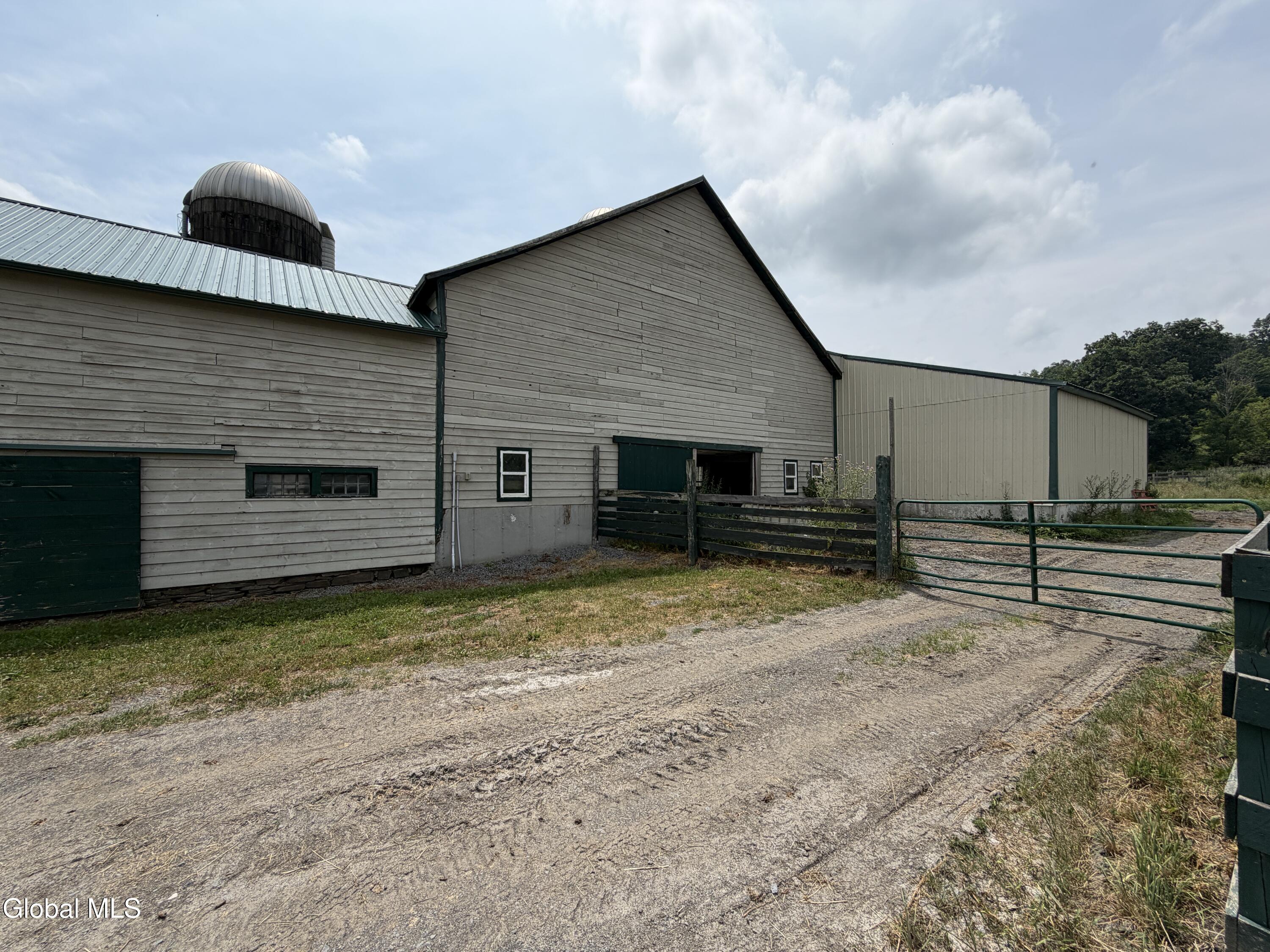 114 Tater Barn Road Cental Bridge NY 12035