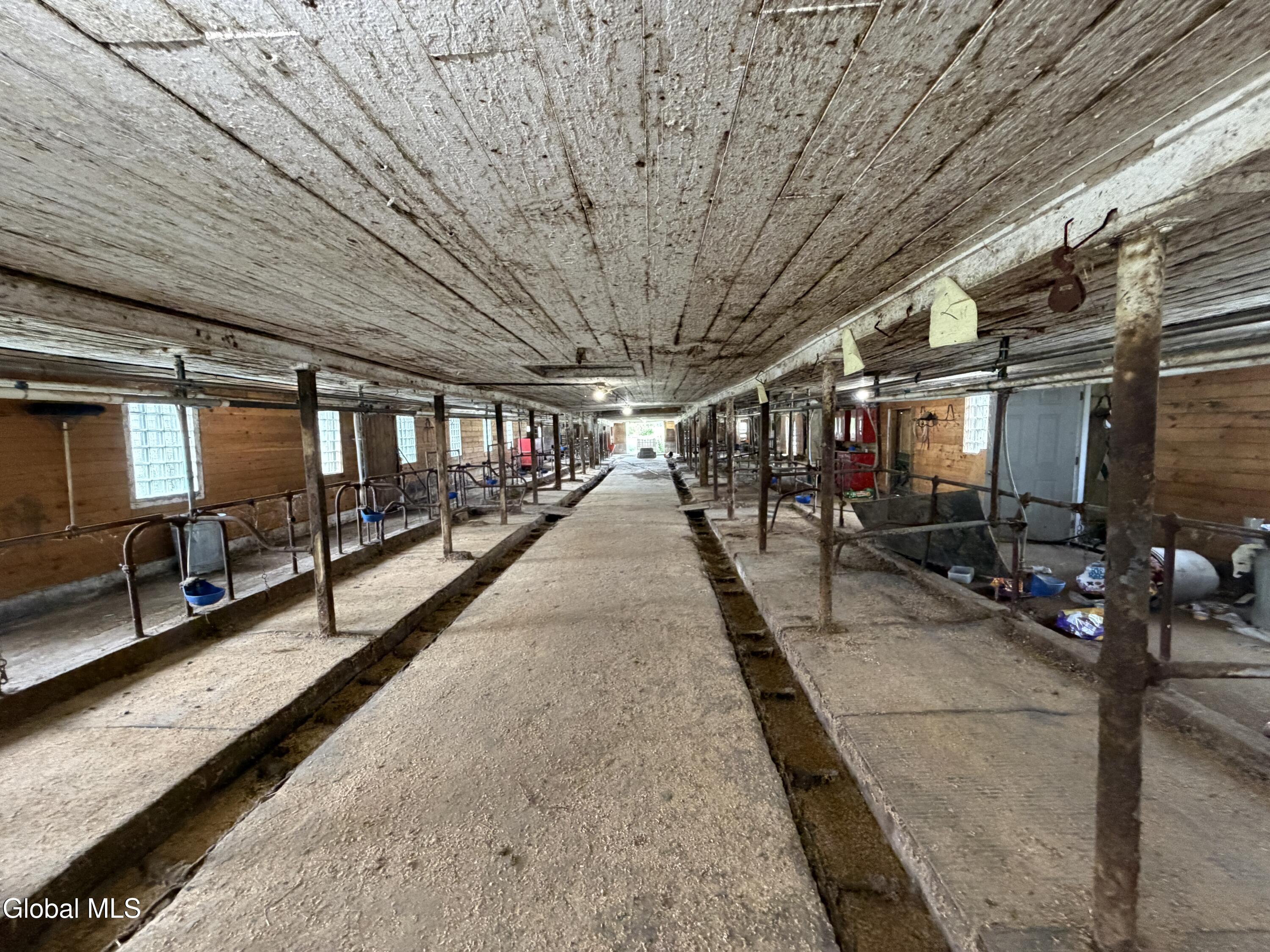 114 Tater Barn Road Cental Bridge NY 12035