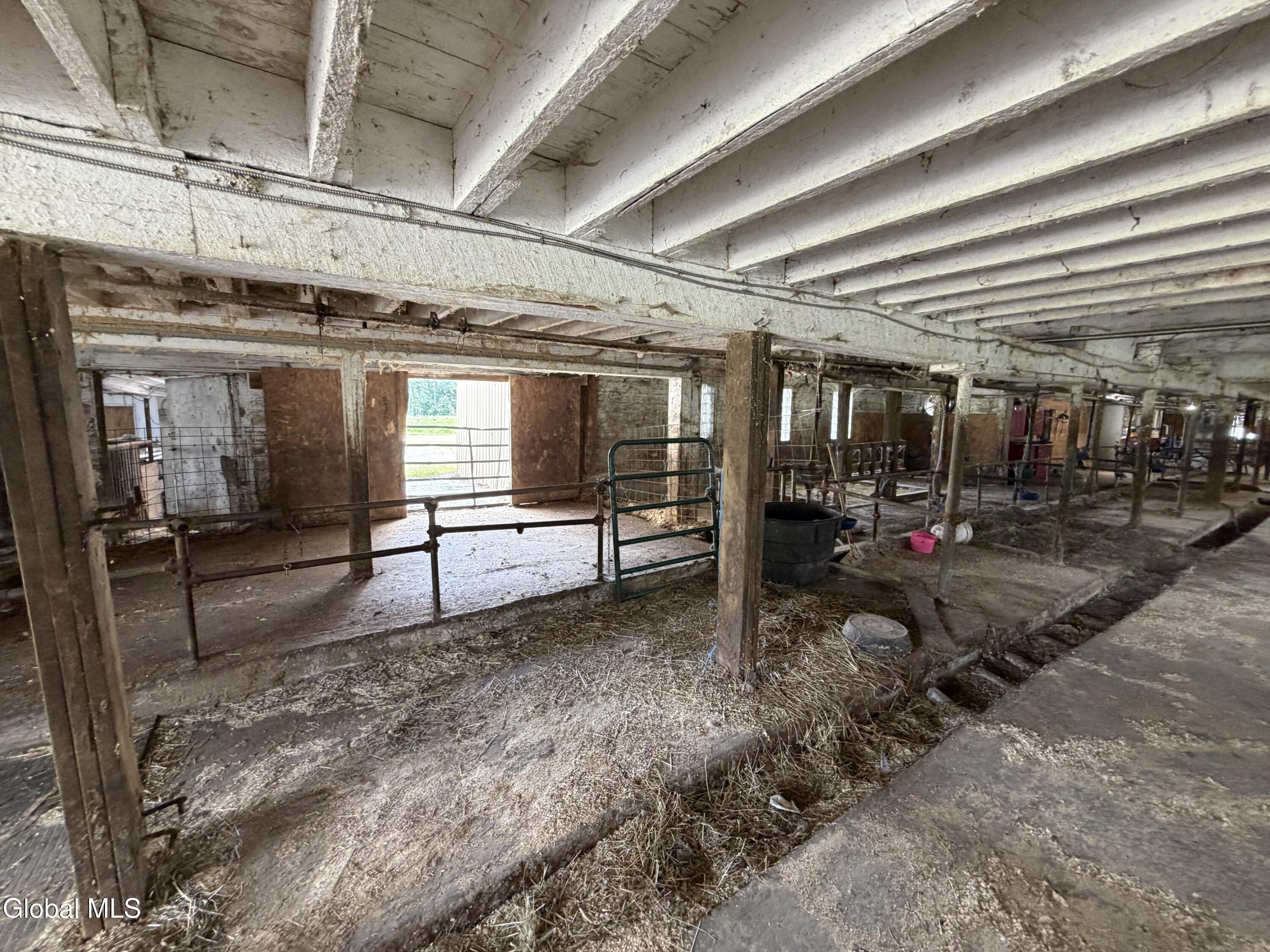 114 Tater Barn Road Cental Bridge NY 12035