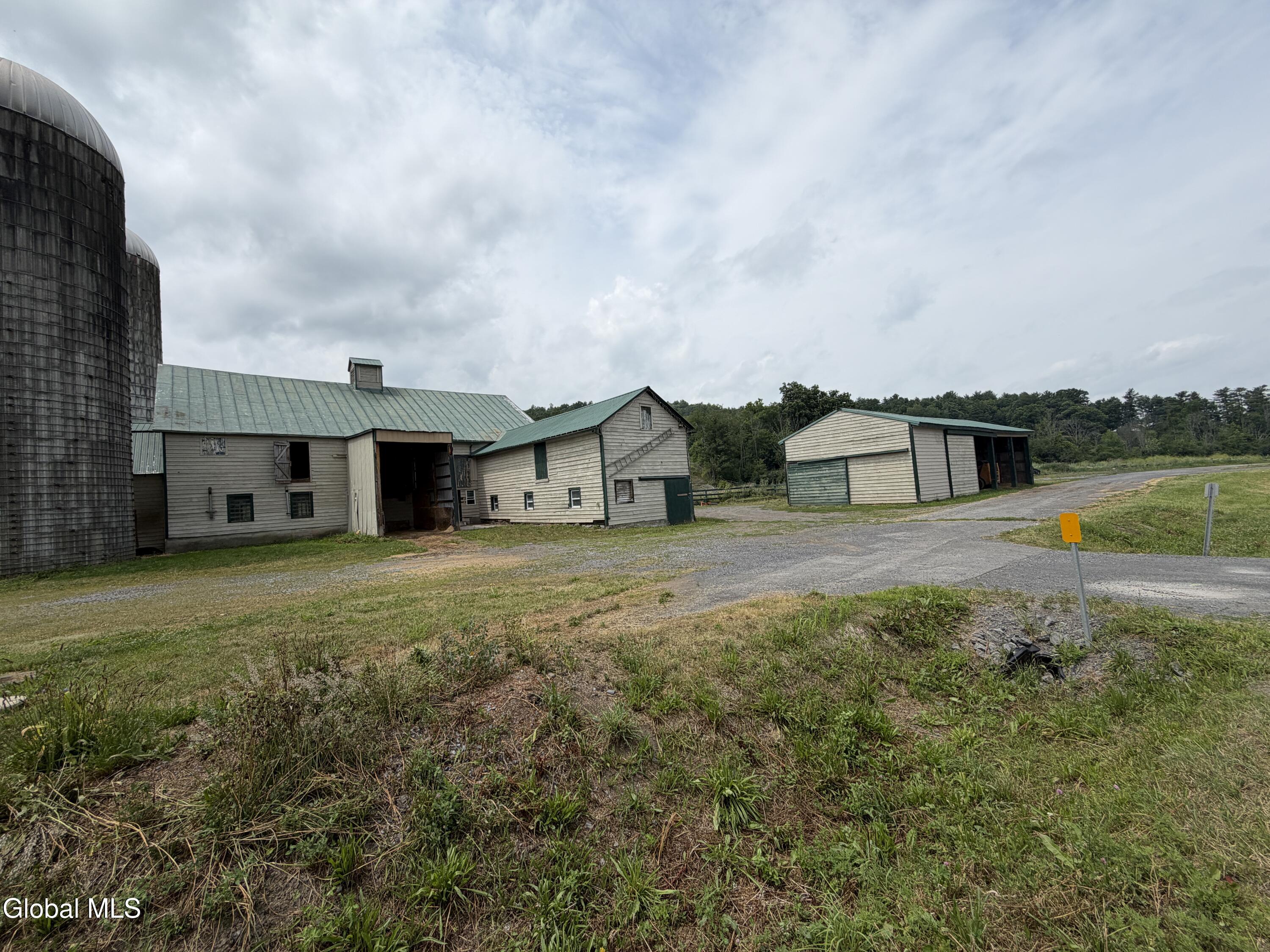 114 Tater Barn Road Cental Bridge NY 12035