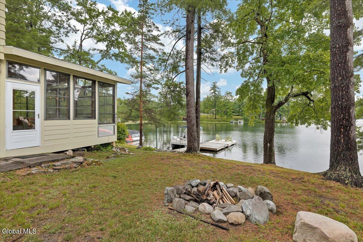 26 Stone Camp Way Sand Lake NY 12018