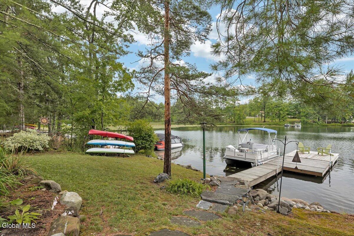 26 Stone Camp Way Sand Lake NY 12018