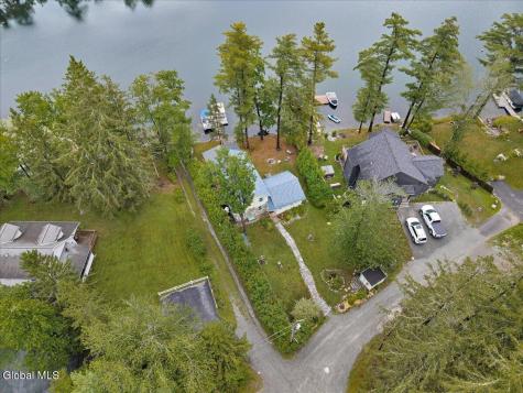 26 Stone Camp Way Sand Lake NY 12018