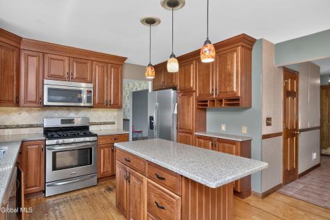 41 Roosevelt Boulevard Cohoes NY 12047