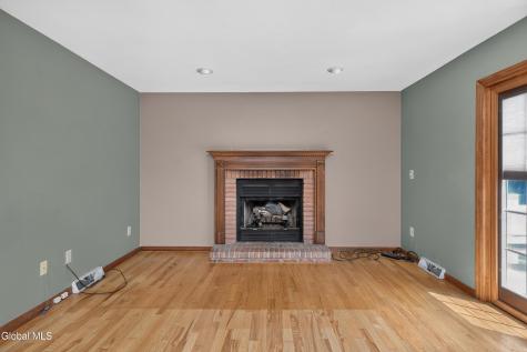 41 Roosevelt Boulevard Cohoes NY 12047