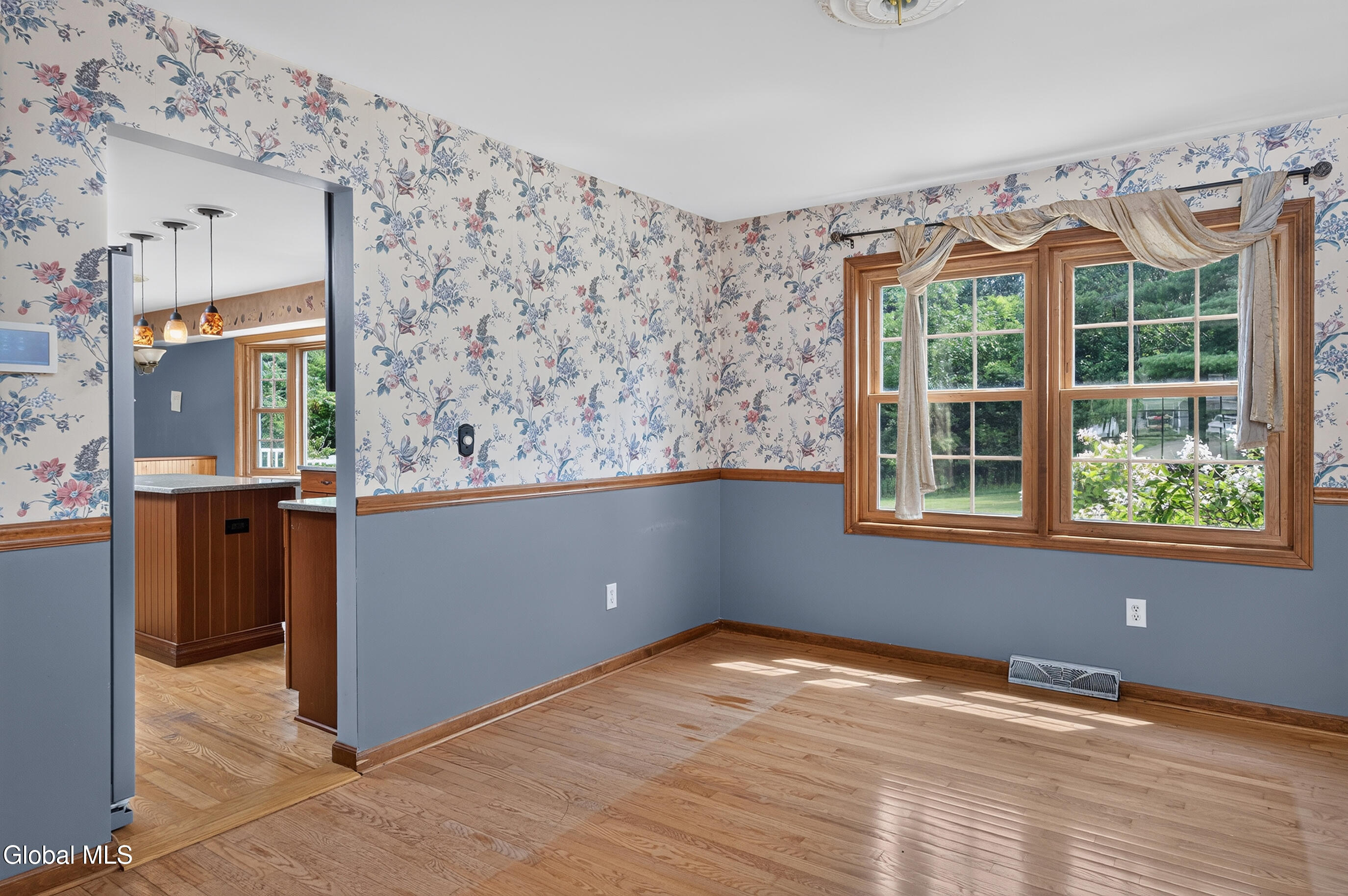 41 Roosevelt Boulevard Cohoes NY 12047