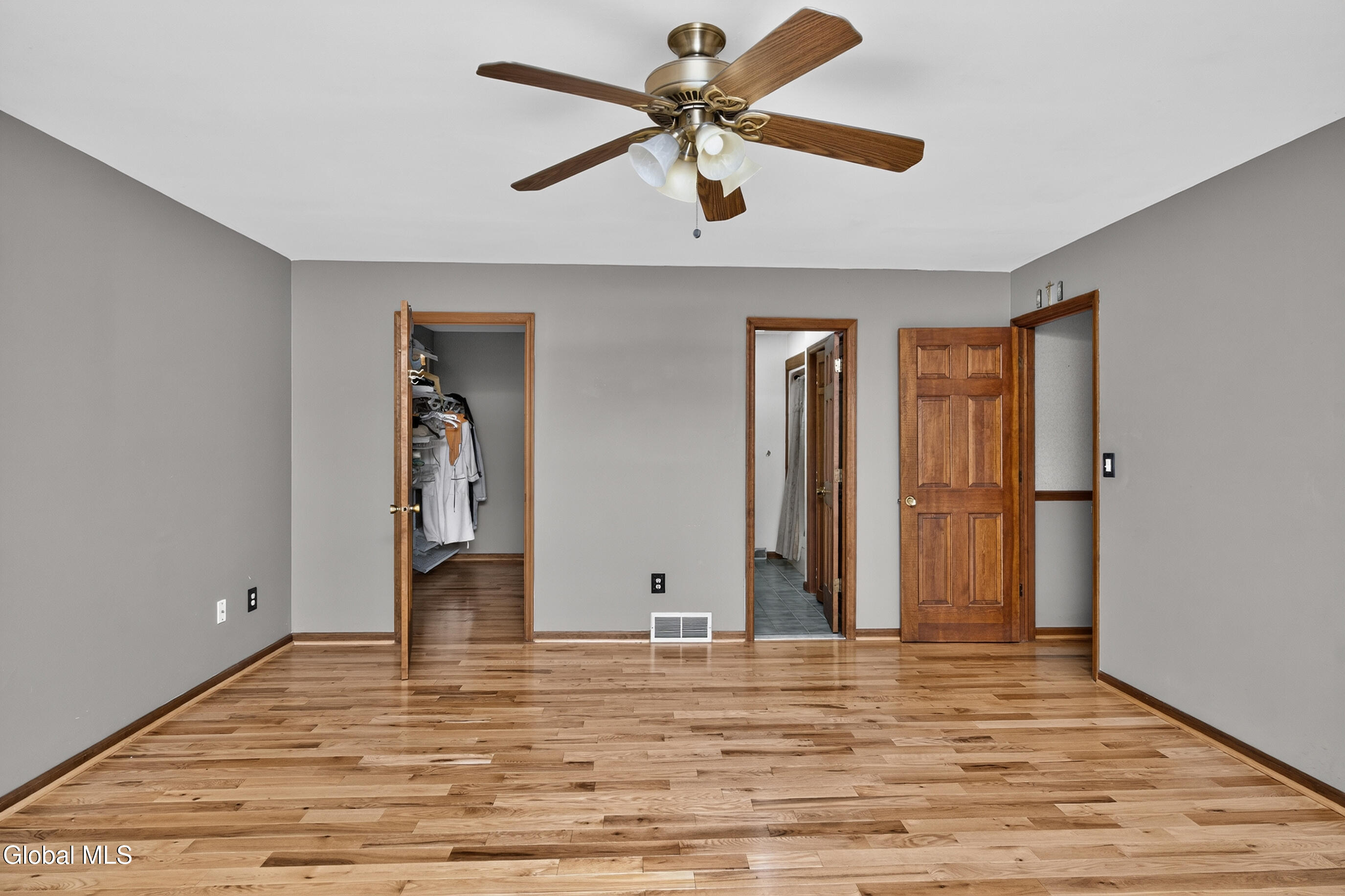 41 Roosevelt Boulevard Cohoes NY 12047