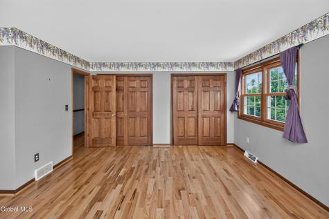 41 Roosevelt Boulevard Cohoes NY 12047
