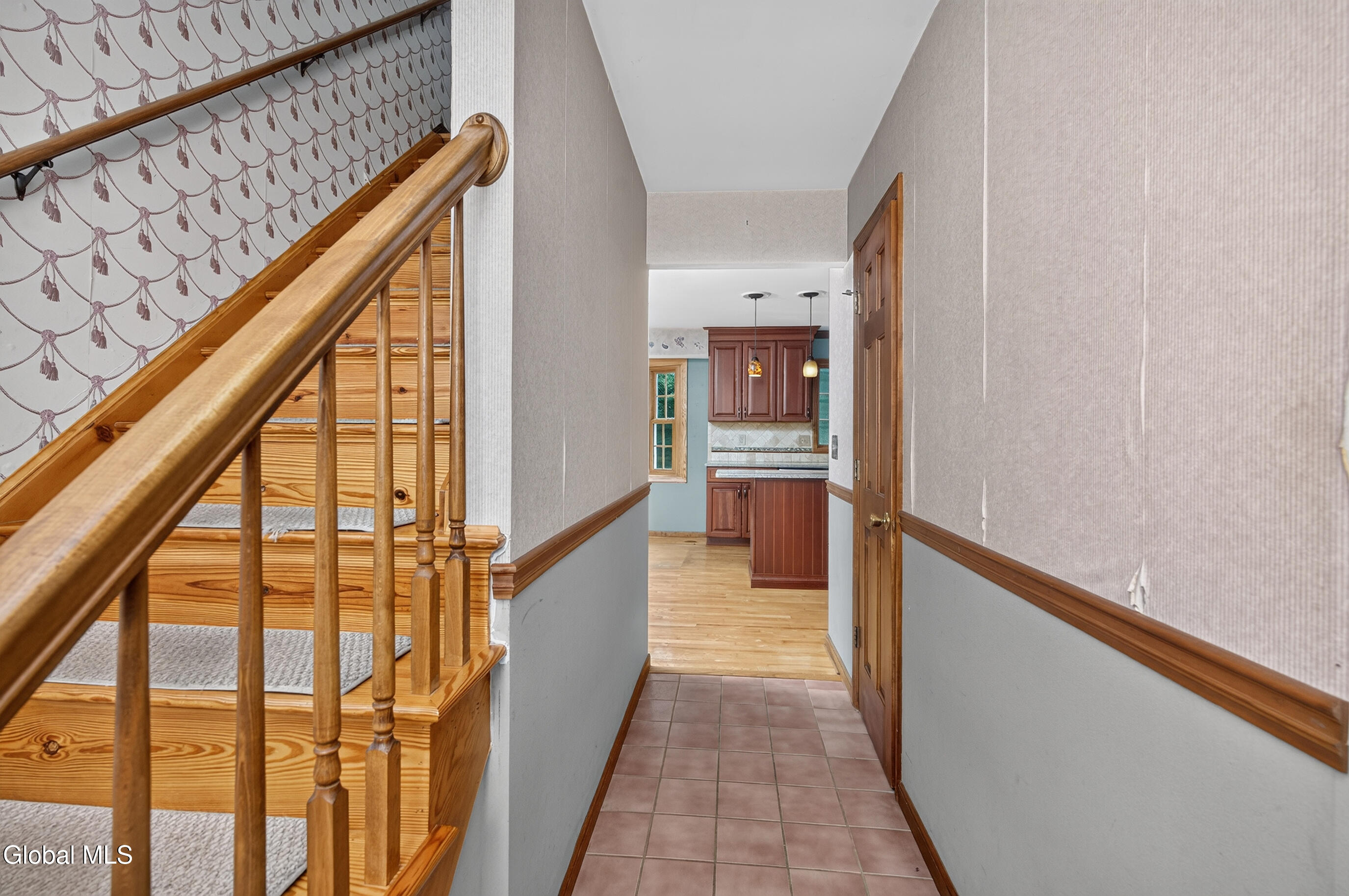 41 Roosevelt Boulevard Cohoes NY 12047