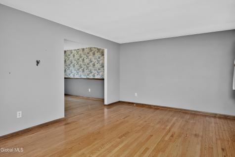 41 Roosevelt Boulevard Cohoes NY 12047