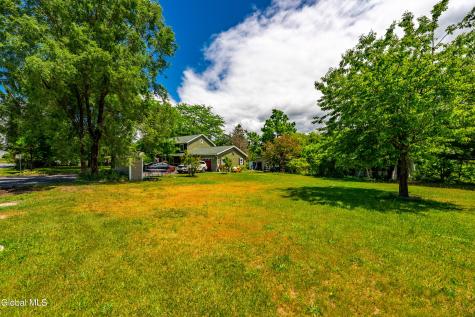 379 Ny-355 Poestenkill NY 12140