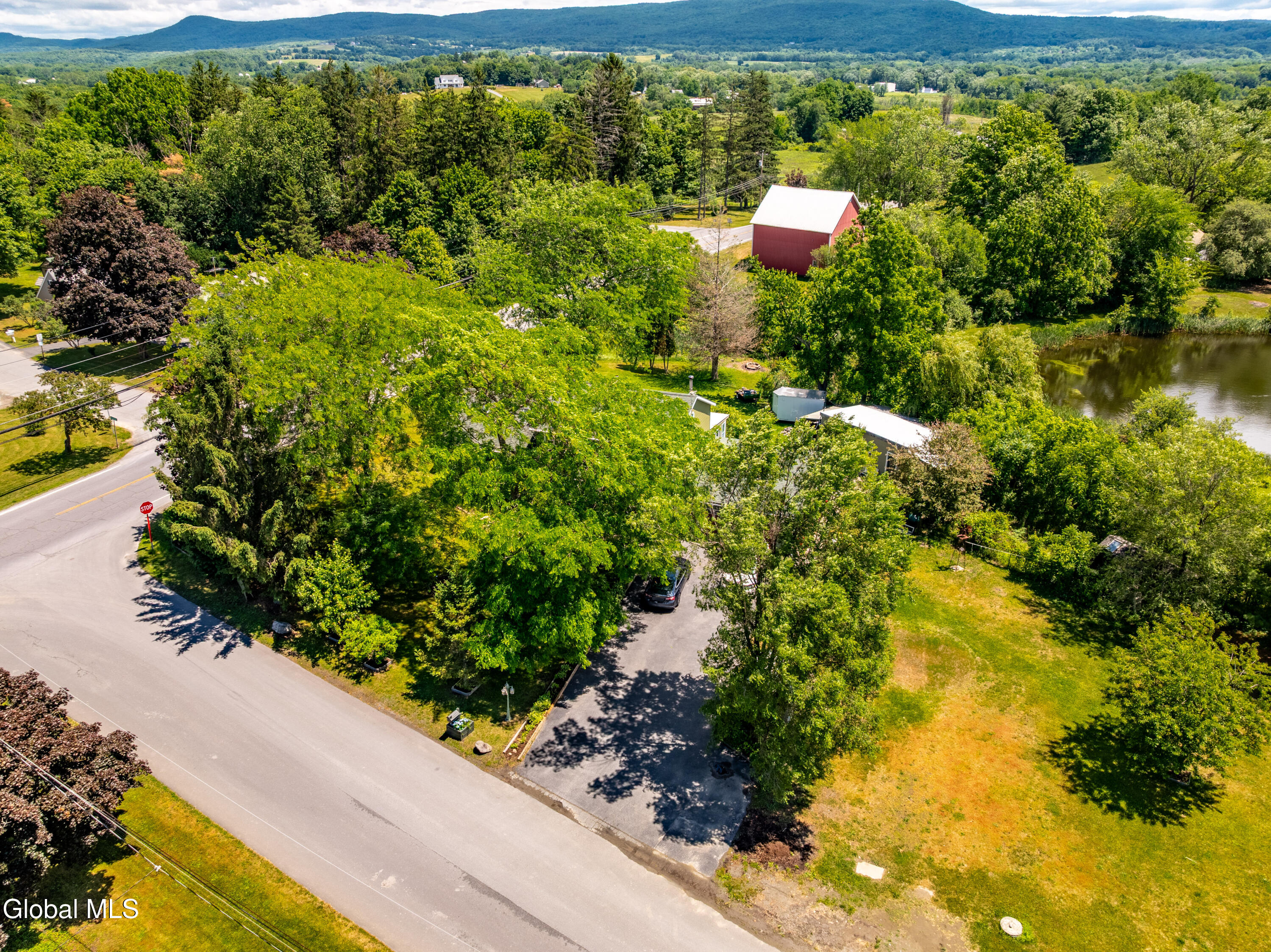 379 Ny-355 Poestenkill NY 12140