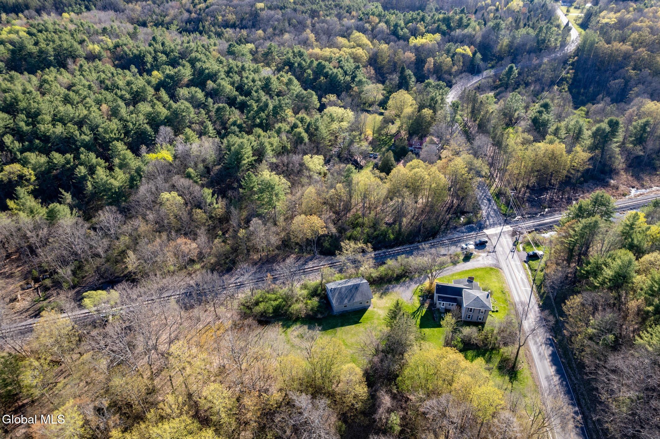 2933 Schoharie Turnpike Delanson NY 12053