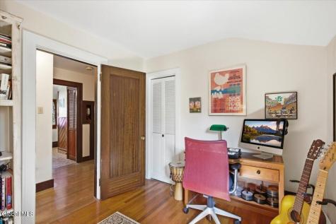 212 Lenox Avenue Albany NY 12208
