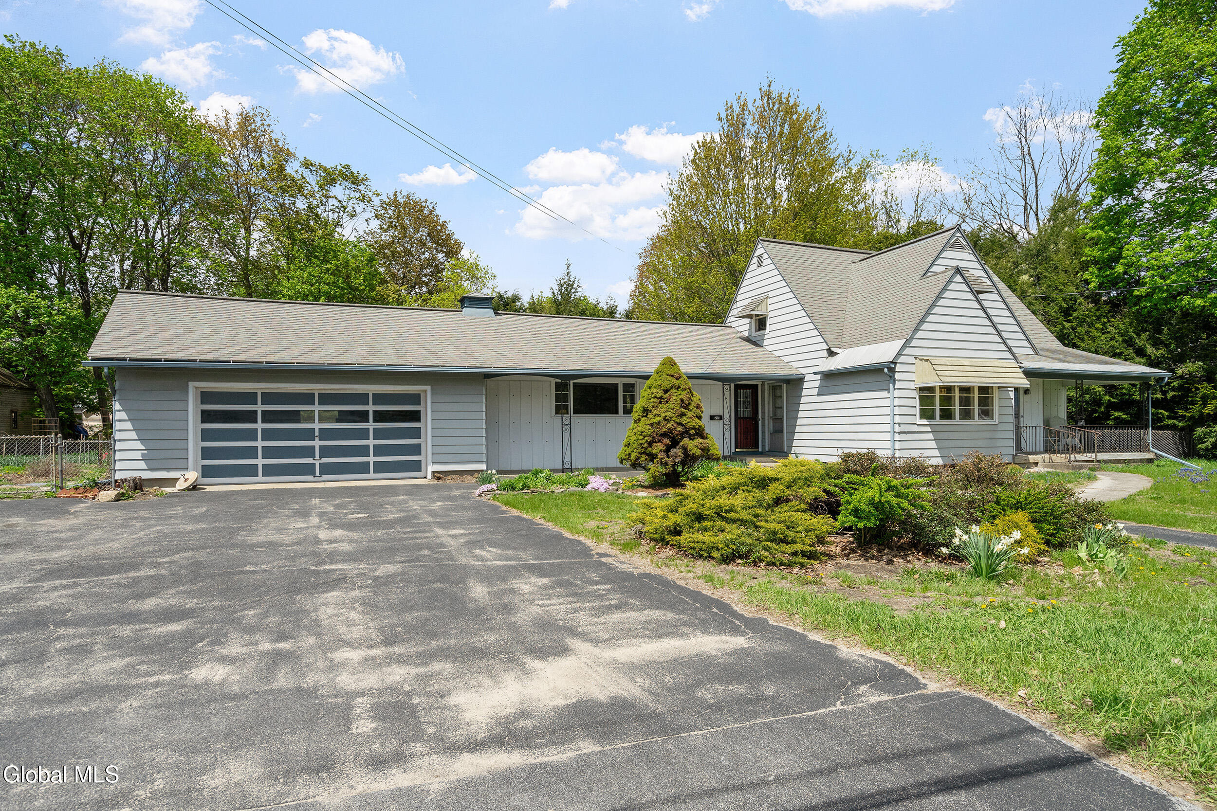 215 Oak Street Corinth NY 12822