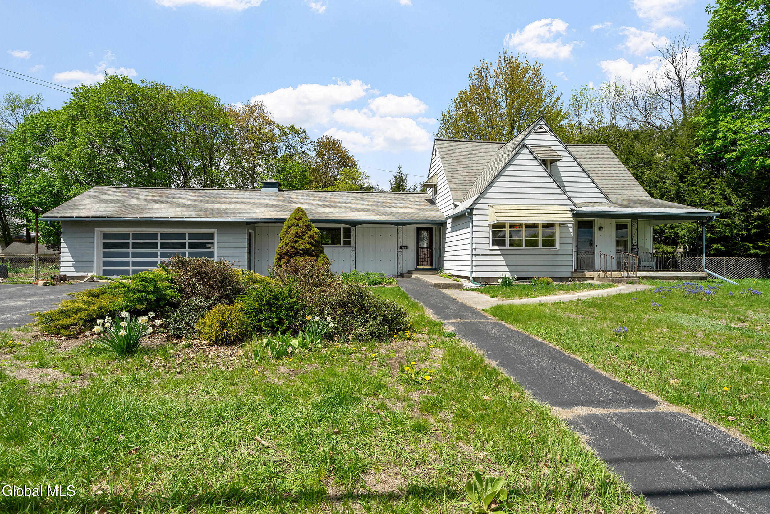 215 Oak Street Corinth NY 12822