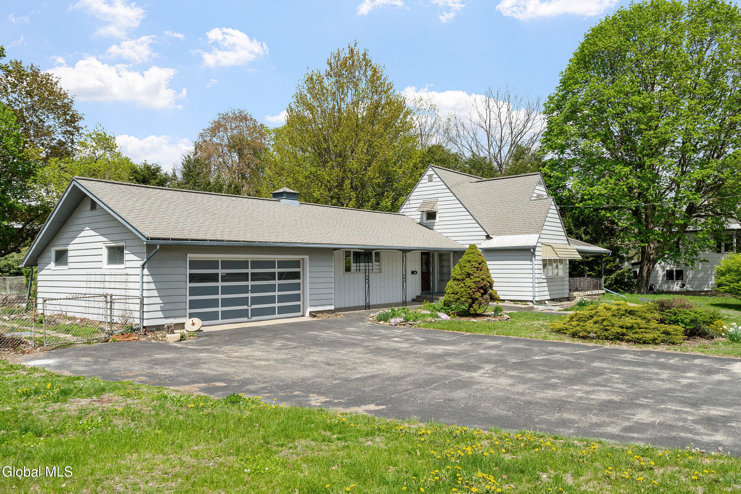 215 Oak Street Corinth NY 12822