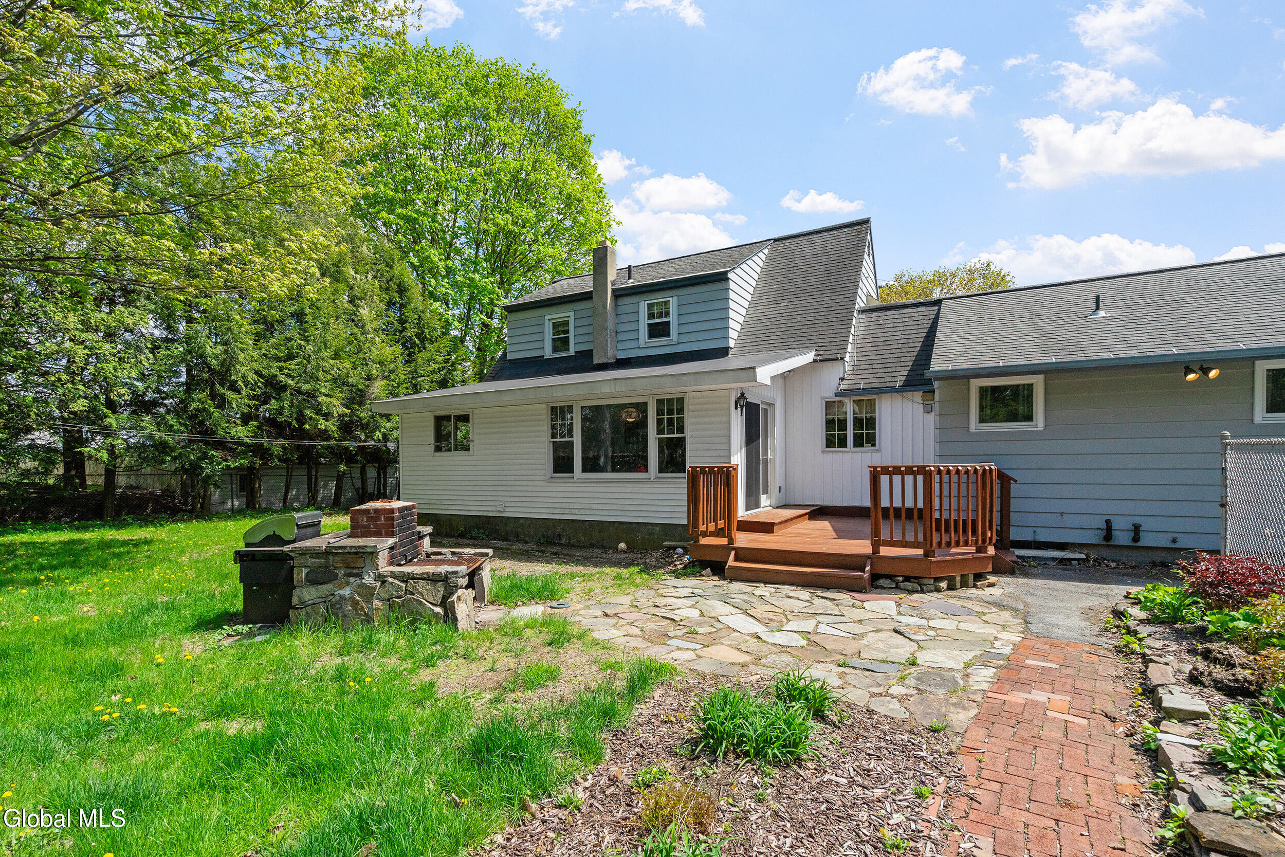215 Oak Street Corinth NY 12822
