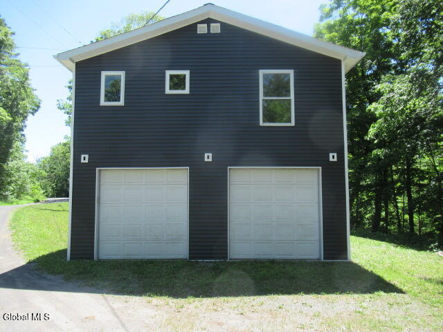 221 S Jarvis Road Ravena NY 12143