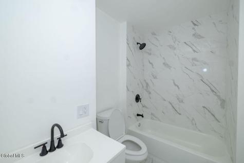 242 Linden Street Schenectady NY 12304