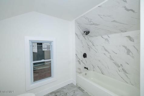 242 Linden Street Schenectady NY 12304