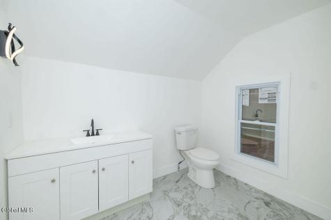 242 Linden Street Schenectady NY 12304