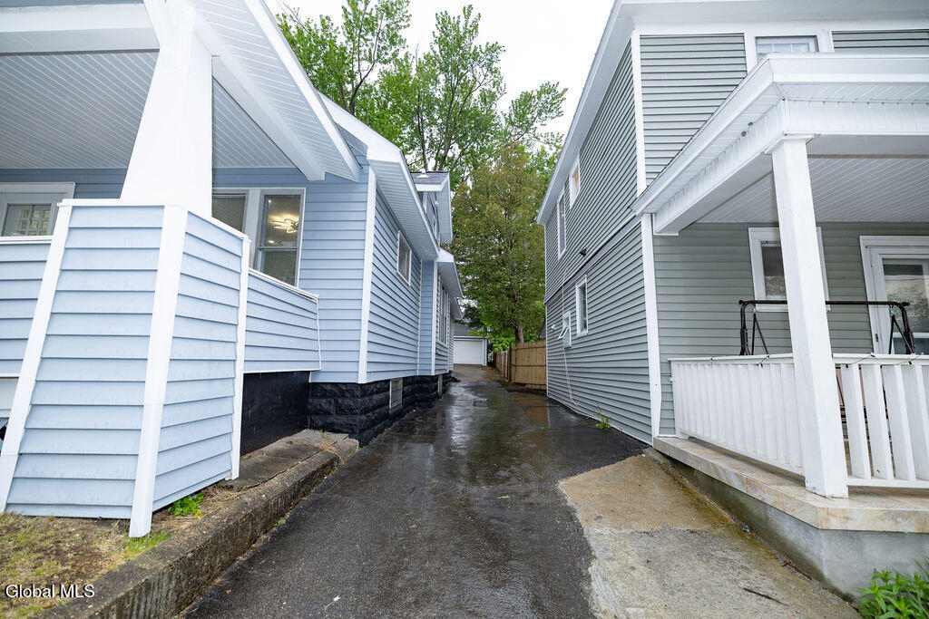 242 Linden Street Schenectady NY 12304
