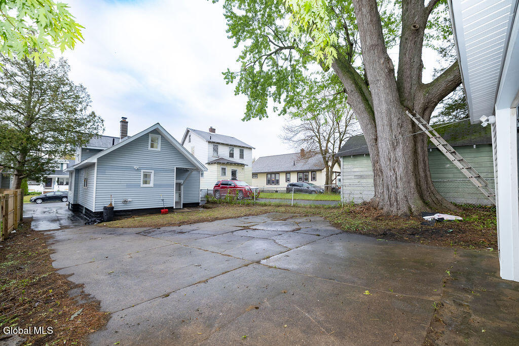 242 Linden Street Schenectady NY 12304