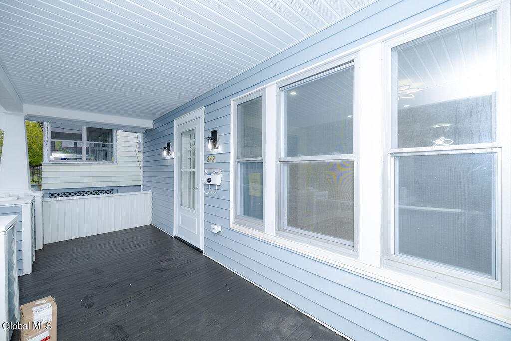 242 Linden Street Schenectady NY 12304