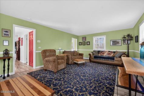 29 Hills Road Ballston Lake NY 12019