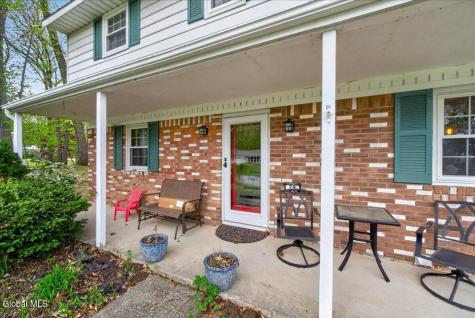 29 Hills Road Ballston Lake NY 12019