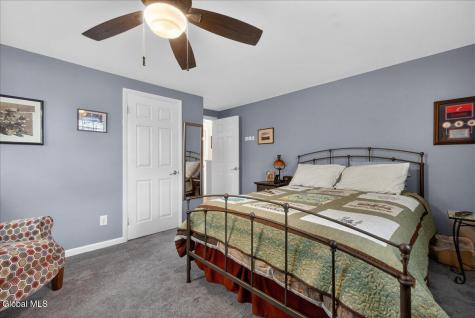 29 Hills Road Ballston Lake NY 12019