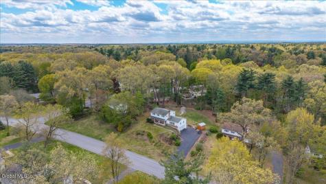 29 Hills Road Ballston Lake NY 12019