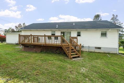 3 Longmeadow Drive Delmar NY 12054