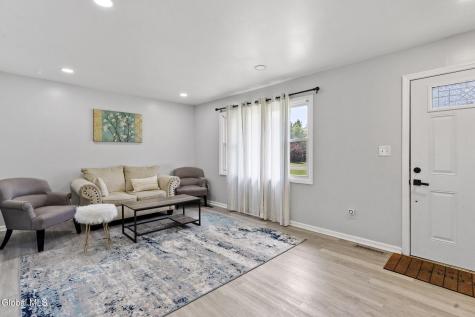 3 Longmeadow Drive Delmar NY 12054