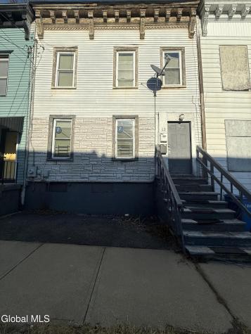 13 Albany Street Albany NY 12204