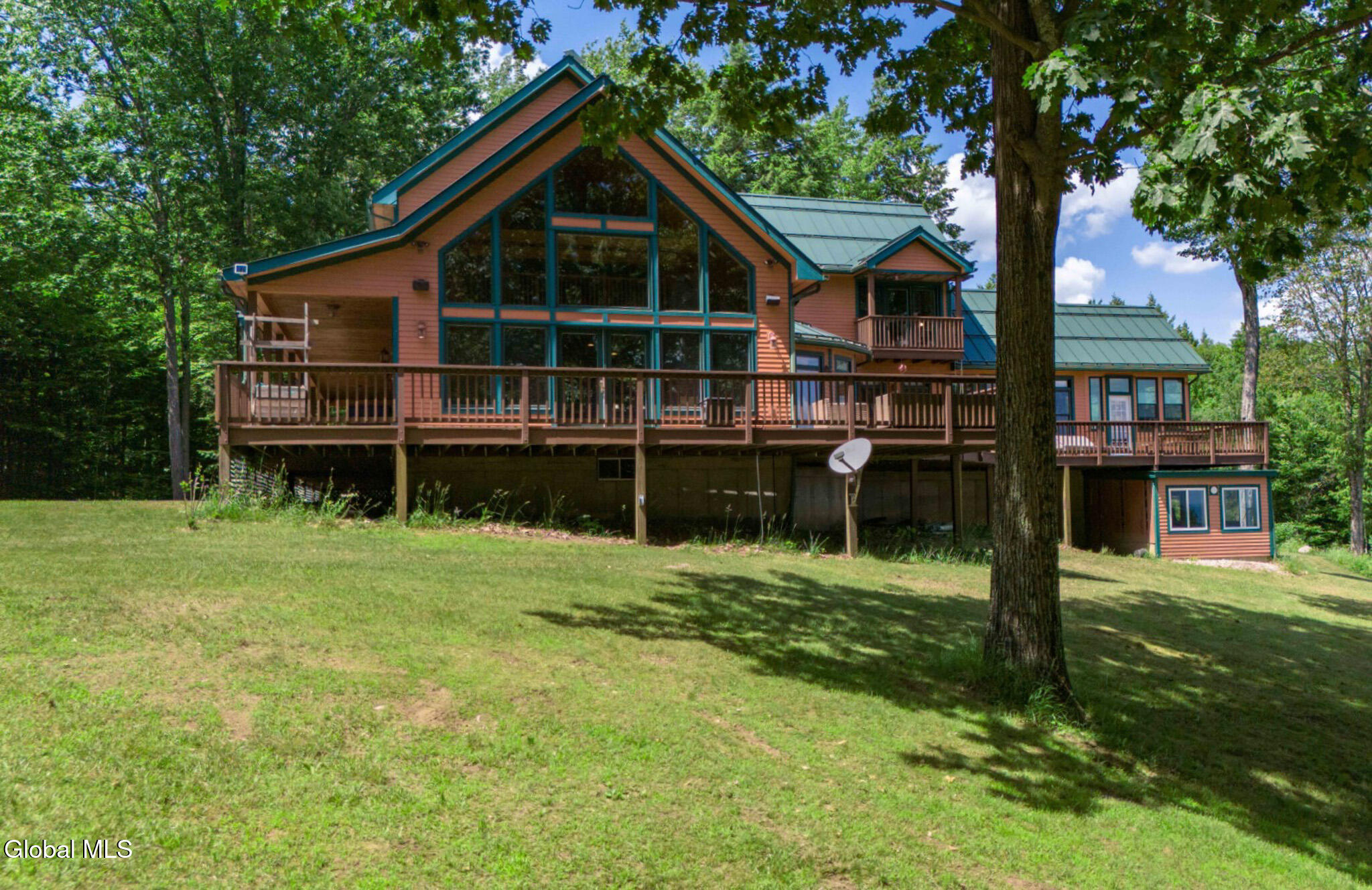 102 Taylor Court Mayfield NY 12117