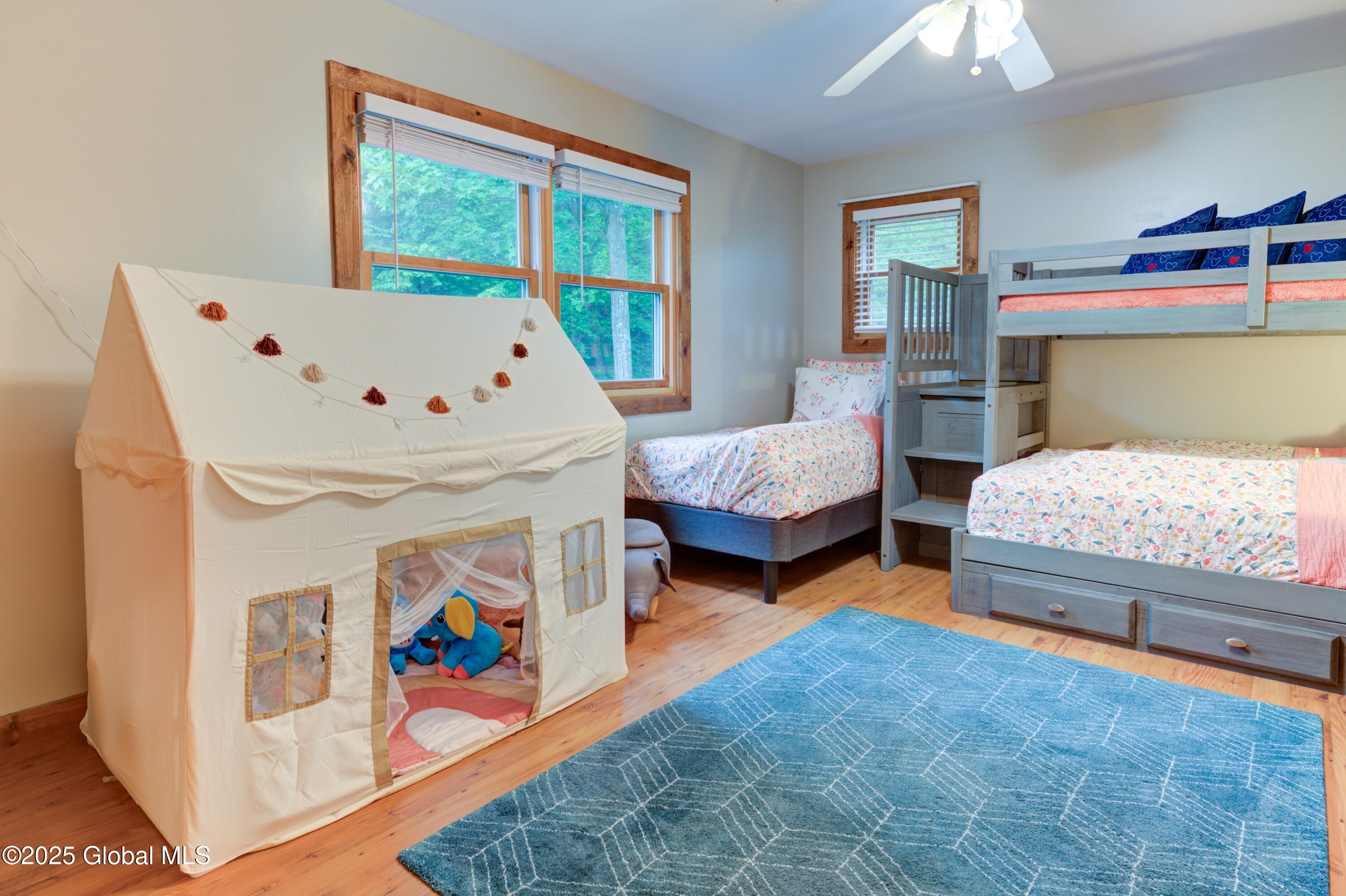 102 Taylor Court Mayfield NY 12117